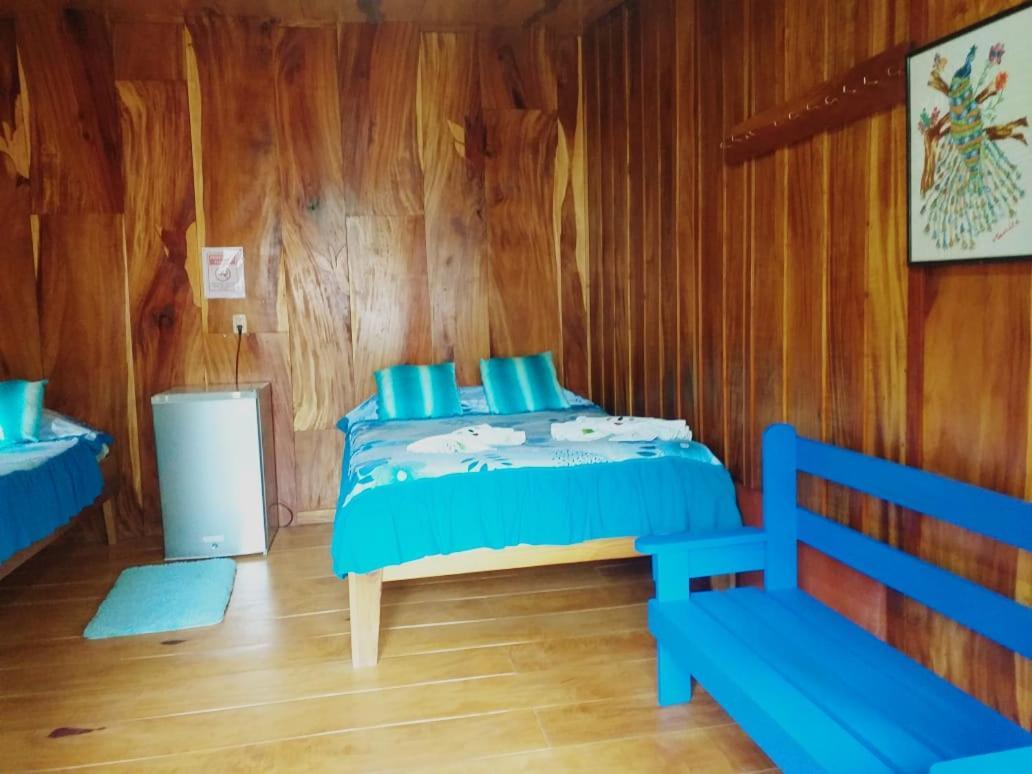 Pension Y Cabinas Colibri B&B Costa Rica Monteverde Kültér fotó
