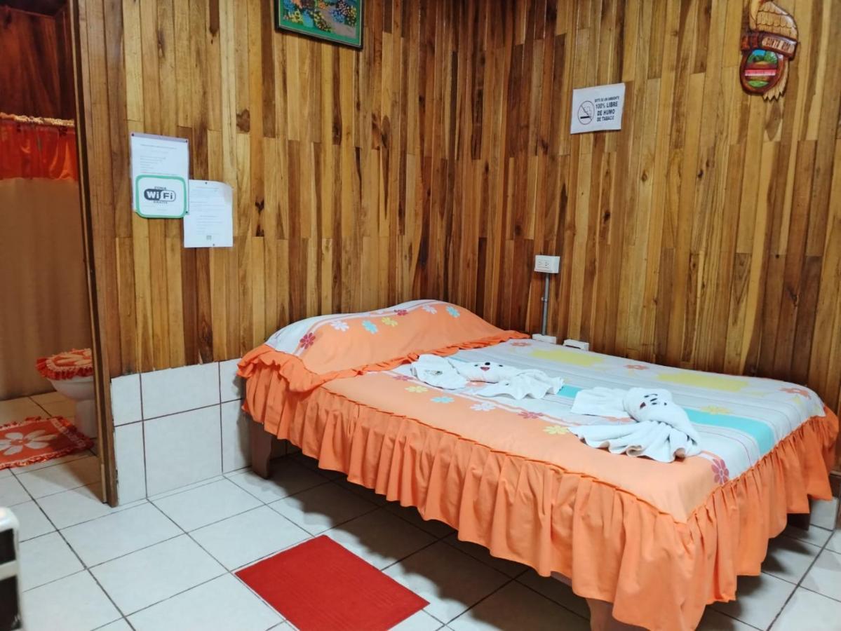 Pension Y Cabinas Colibri B&B Costa Rica Monteverde Kültér fotó