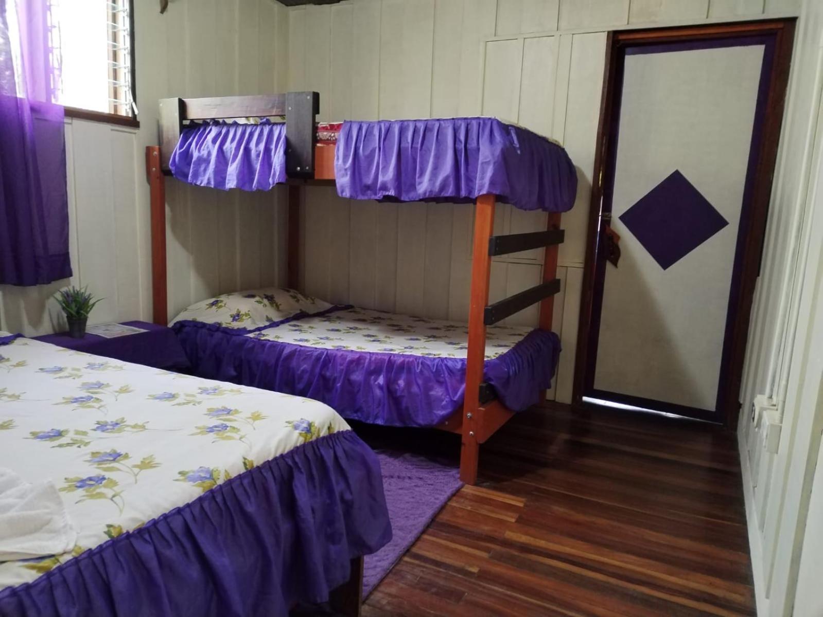 Pension Y Cabinas Colibri B&B Costa Rica Monteverde Kültér fotó