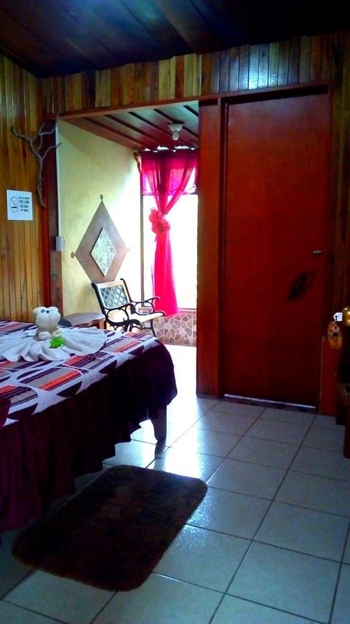 Pension Y Cabinas Colibri B&B Costa Rica Monteverde Kültér fotó