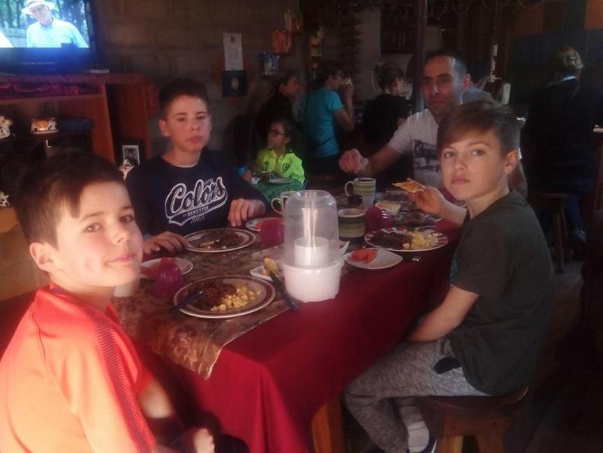 Pension Y Cabinas Colibri B&B Costa Rica Monteverde Kültér fotó
